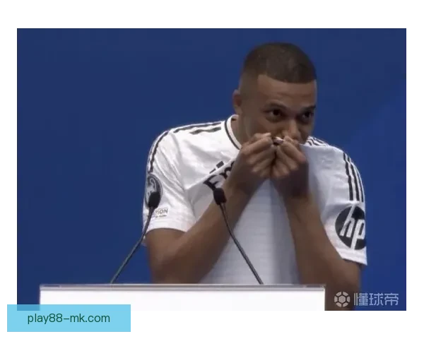 龙赛罗：姆巴佩未能在关键时刻展现领袖风范期待他成长为球队核心