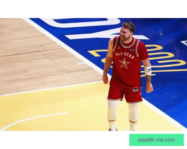 亚历山大赛季40场30分以上表现力压东契奇领跑全联盟